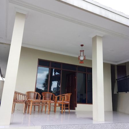 Villa Junior Family Кисаруа Екстериор снимка